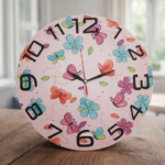 ساعة حائط دائرية عالم الفراشات